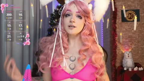 Snapshot of mao_me_meow chatting on 12.05.24 Sasha online show from 12.05.24