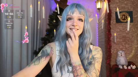 Snapshot of mao_me_meow chatting on 12.06.24 Sasha online show from 12.06.24