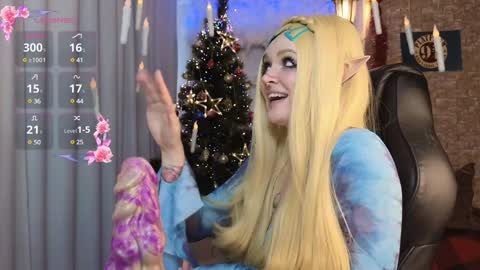 Snapshot of mao_me_meow chatting on 12.15.24 Sasha online show from 12.15.24