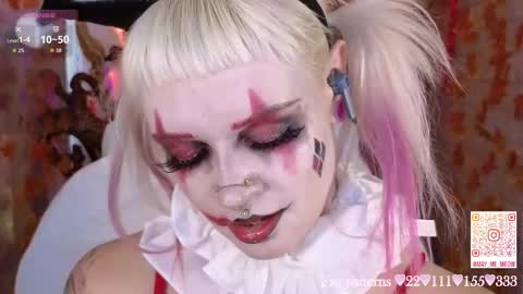 Snapshot of mao_me_meow chatting on 10.31.25 Sasha online show from 10.31.25