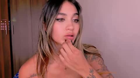 Mara Independent Model online show from 02.26.25