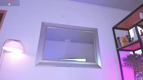 Snapshot of mara_brooks chatting on 11.29.25 Mara online show from 11.29.25