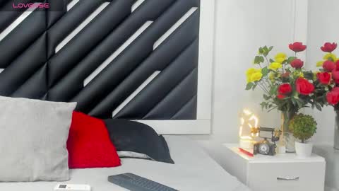 Mara  online show from 09.19.25