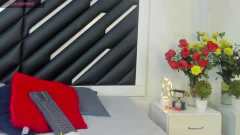 Mara  online show from 04.14.26