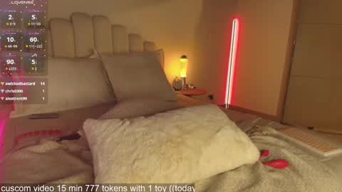 Mara Santoro online show from 02.13.25