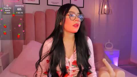 Snapshot of mara_swan_ chatting on 02.15.26 MARA online show from 02.15.26