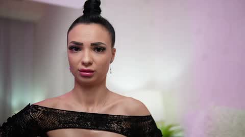  Mara  online show from 01.10.25