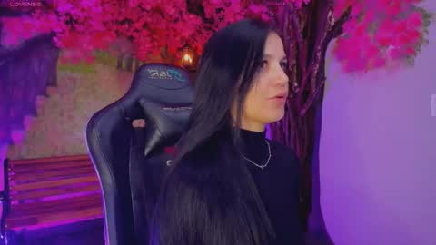 Mara Hanson online show from 01.06.26