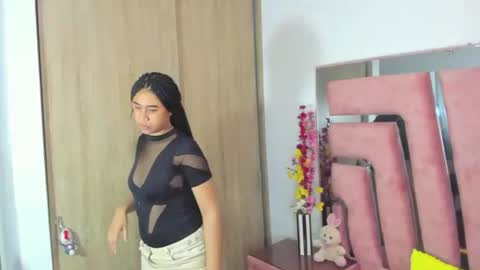 Marakarly online show from 11.17.25