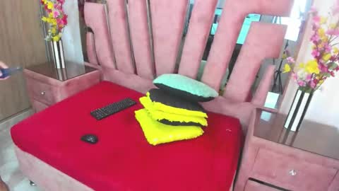 Marakarly online show from 12.15.25