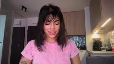 Marakuia online show from 12.02.25