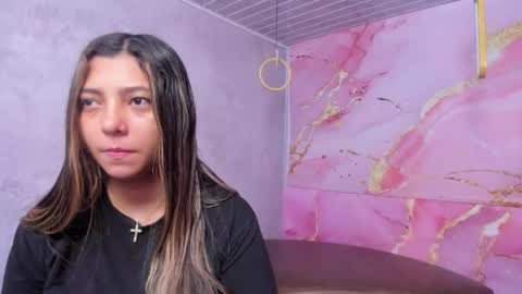 Snapshot of maraluna_ chatting on 04.21.26 Maraluna online show from 04.21.26