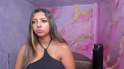 Snapshot of maraluna_ chatting on 05.18.26 Maraluna online show from 05.18.26
