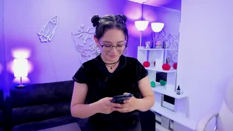 Snapshot of maramartinez_ chatting on 05.23.26 maramartinez_ online show from 05.23.26