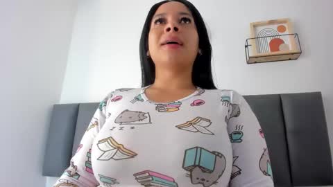 Snapshot of maraowen chatting on 03.19.26 Mara online show from 03.19.26