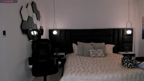 Snapshot of mararicci chatting on 12.30.24 MARA online show from 12.30.24