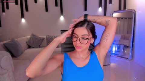 Snapshot of mararicci chatting on 01.22.25 MARA online show from 01.22.25