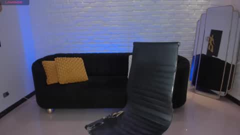 Snapshot of mararicci chatting on 02.18.25 MARA online show from 02.18.25