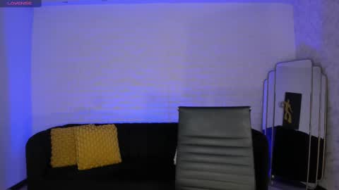 Snapshot of mararicci chatting on 02.19.25 MARA online show from 02.19.25