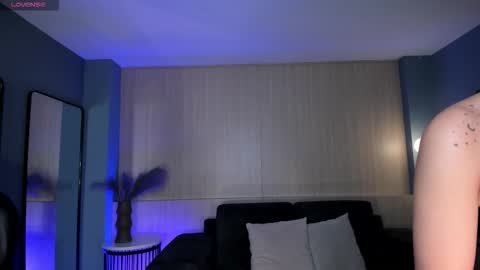 Snapshot of mararicci chatting on 09.13.25 MARA online show from 09.13.25