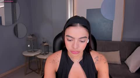 Snapshot of mararicci chatting on 09.27.25 MARA online show from 09.27.25