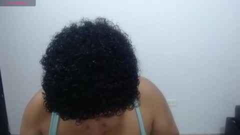 Snapshot of marasilk chatting on 09.21.25 Mara Silk online show from 09.21.25