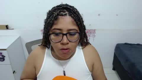 Mara Silk online show from 12.02.25