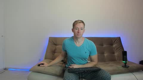 alex marvelxx online show from 10.19.25