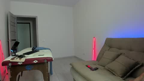 Snapshot of marc105100 chatting on 10.30.25 alex marvelxx online show from 10.30.25