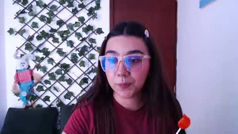Snapshot of marce_bunny chatting on 05.20.26 Marcela online show from 05.20.26
