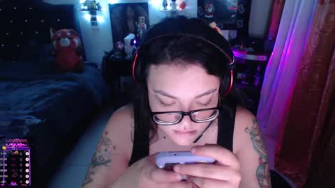 Snapshot of marcela2101 chatting on 12.16.24 marcela2101 online show from 12.16.24