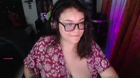 Snapshot of marcela2101 chatting on 12.22.24 marcela2101 online show from 12.22.24