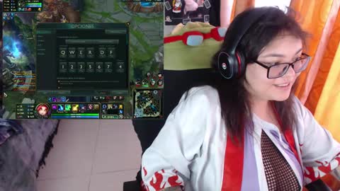 Snapshot of marcela2101 chatting on 12.25.24 marcela2101 online show from 12.25.24