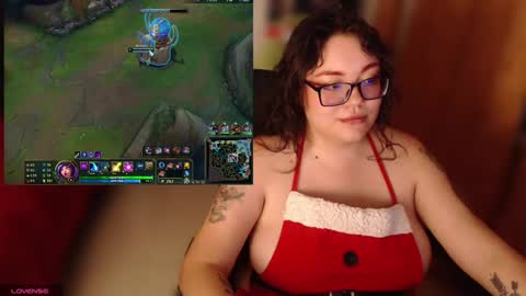 Snapshot of marcela2101 chatting on 12.27.24 marcela2101 online show from 12.27.24