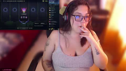 Snapshot of marcela2101 chatting on 12.29.24 marcela2101 online show from 12.29.24