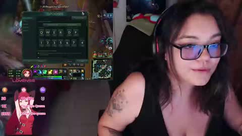 Snapshot of marcela2101 chatting on 01.14.25 marcela2101 online show from 01.14.25