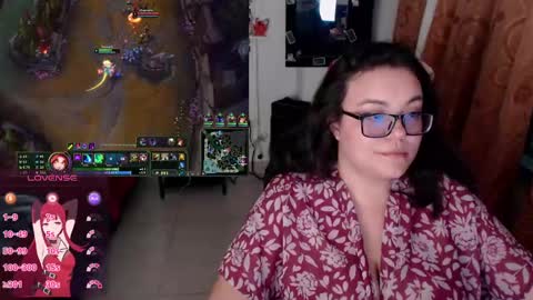 Snapshot of marcela2101 chatting on 01.17.25 marcela2101 online show from 01.17.25