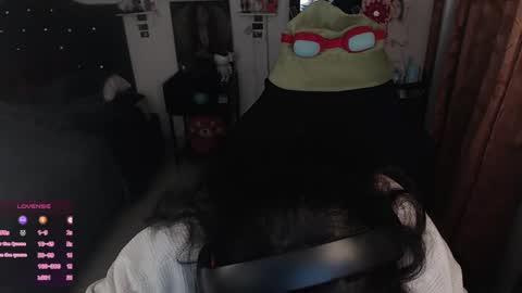 Snapshot of marcela2101 chatting on 02.22.25 marcela2101 online show from 02.22.25