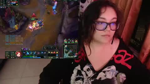 Snapshot of marcela2101 chatting on 03.05.25 marcela2101 online show from 03.05.25