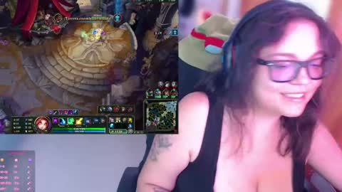 Snapshot of marcela2101 chatting on 03.05.25 marcela2101 online show from 03.05.25