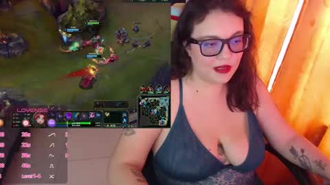 Snapshot of marcela2101 chatting on 03.11.25 marcela2101 online show from 03.11.25