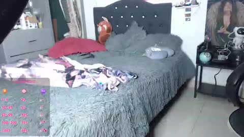 Snapshot of marcela2101 chatting on 03.12.25 marcela2101 online show from 03.12.25