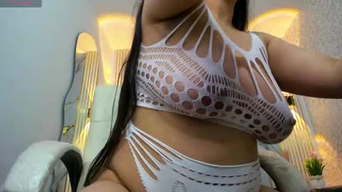 Snapshot of marcela_silva chatting on 09.22.25 marcela_silva online show from 09.22.25