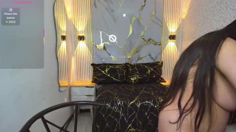 Snapshot of marcela_silva chatting on 10.27.25 marcela_silva online show from 10.27.25