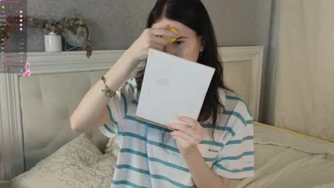 Snapshot of marceline_lu chatting on 02.08.26 Marcelline online show from 02.08.26