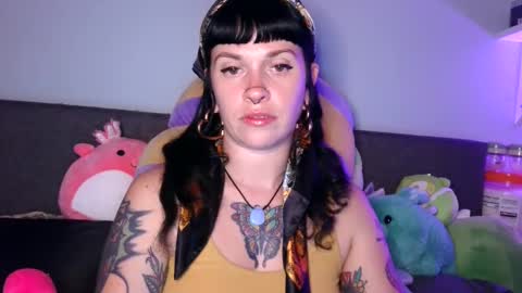 Snapshot of marcelinealtaria chatting on 10.04.25 MarcelineAltaria online show from 10.04.25