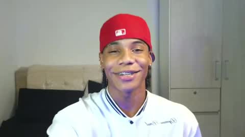 Snapshot of marcelo_dosantos77 chatting on 05.09.26 MARCELO online show from 05.09.26