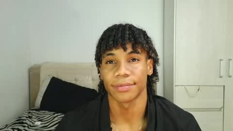 Snapshot of marcelo_dosantos77 chatting on 05.14.26 MARCELO online show from 05.14.26