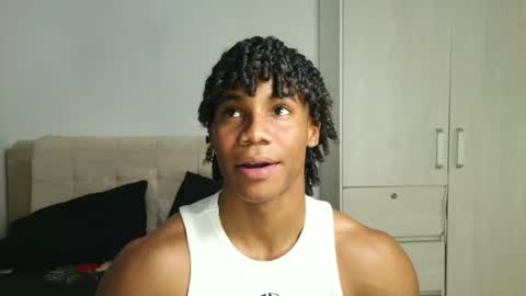 Snapshot of marcelo_dosantos77 chatting on 05.31.26 MARCELO online show from 05.31.26