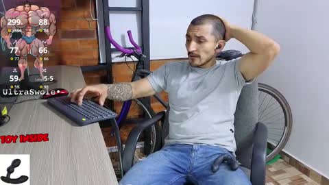 Marck  Independent model  online show from 09.15.25